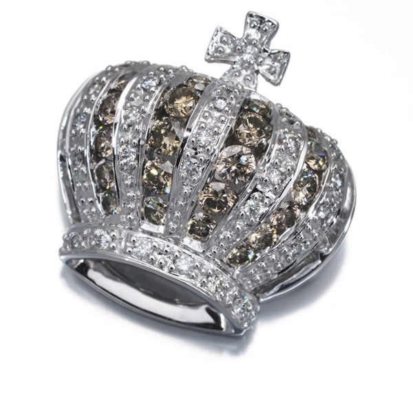 Brown &Clear Diamond 0.4-0.5Ct Crown Pendant 18K 750 White Gold: Brown &Clear Diamond 0.4-0.5Ct Crown Pendant 18K 750 White Gold 18k White Gold Crown Pendant Features a Natural Diamond, Approximately 0.4-0.5ct in Total Carat Weight, Set in a Sturdy Design with a Ba