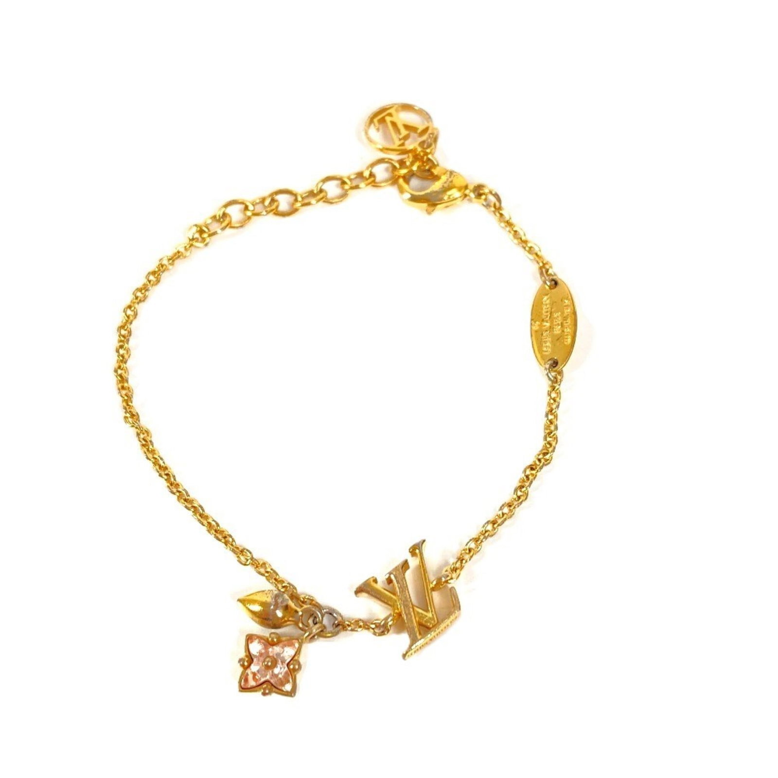 Louis Vuitton Charm Bracelet Metal: Louis Vuitton Charm Bracelet Metal Gold Louis Vuitton Charm Bracelet with a total length of 19.8cm, featuring a metal design and measuring 18.5cm in length, is available for purchase. This charm