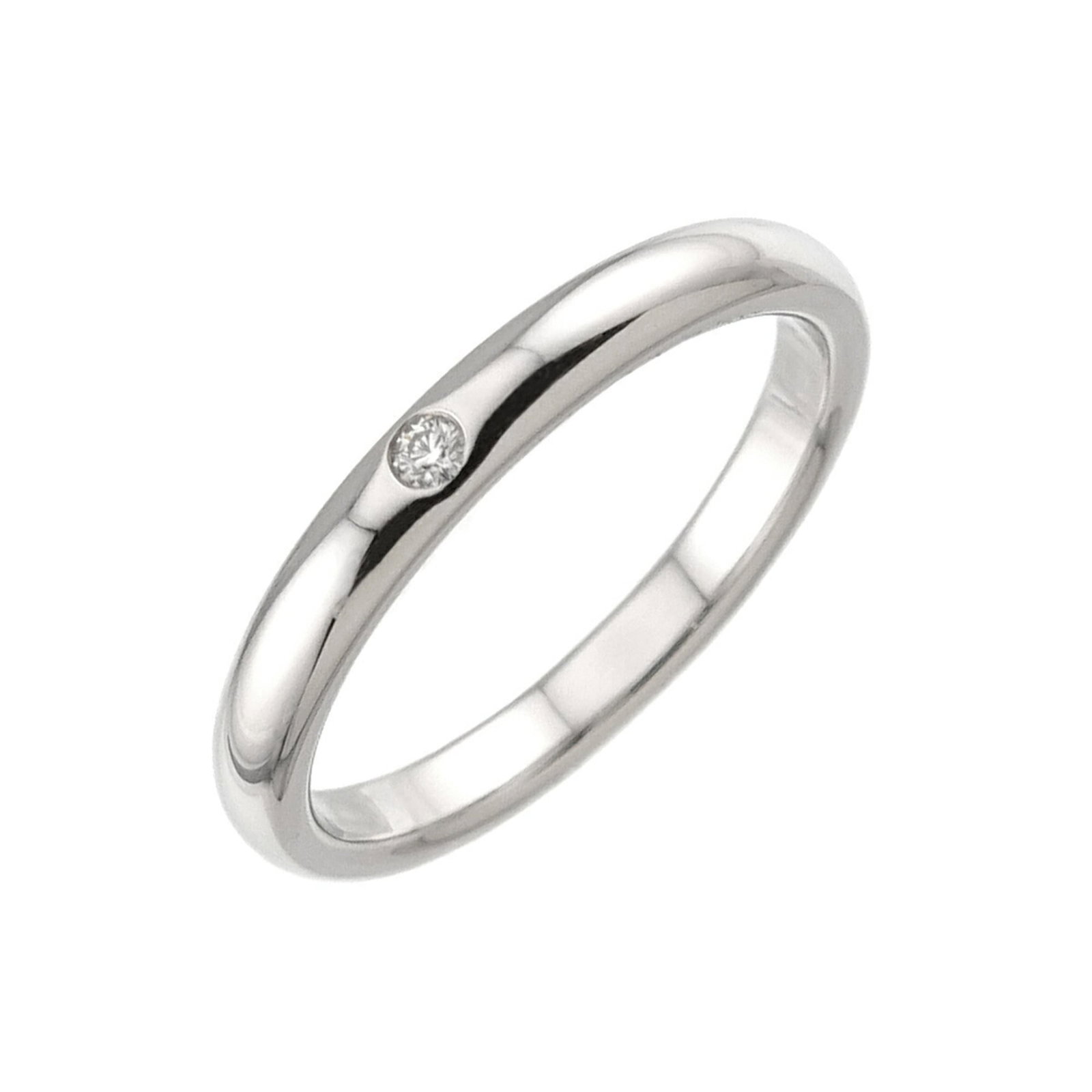 Tiffany Band Ring Platinum 950: Tiffany Band Ring Platinum 950 Platinum 950 Tiffany band ring in US size 7.5, featuring the iconic Tiffany brand. This elegant platinum band showcases the luxury and sophistication associated with