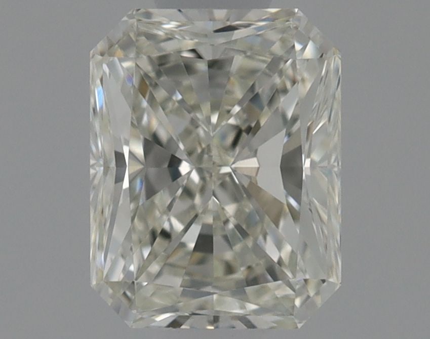 GIA Radiant 0.51ct J VVS1 - Loose Natural Diamond: GIA Radiant 0.51ct J VVS1 - Loose Natural Diamond GIA certification ensures the diamond's exceptional quality. This loose natural diamond boasts a radiant J color and VVS1 clarity, with impressive