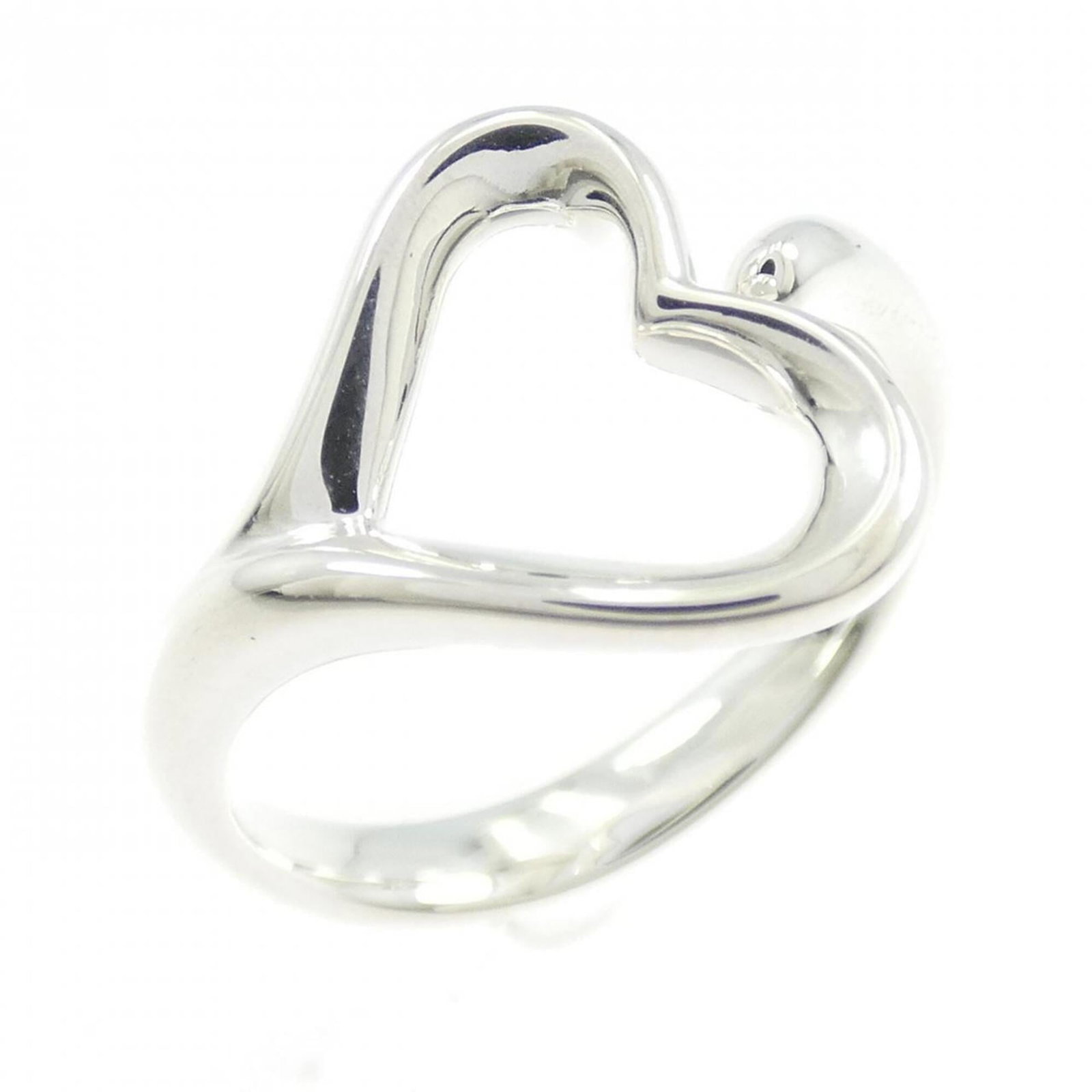 Silver band ring Tiffany 925: Silver band ring Tiffany 925 Silver band ring from Tiffany Type, made from high-quality silver 925. This women's band ring features a sleek design and is available in US size 4. Item Specifics: Brand: