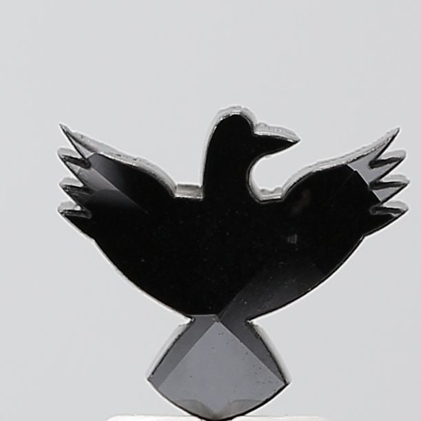 Other 1.11ct Black VVS2 - Loose Natural Diamond: Other 1.11ct Black VVS2 - Loose Natural Diamond 1.11ct Black VVS2 - Loose Natural Diamond, featuring exceptional clarity and polish with an EX symmetry, showcasing its natural beauty in a unique black