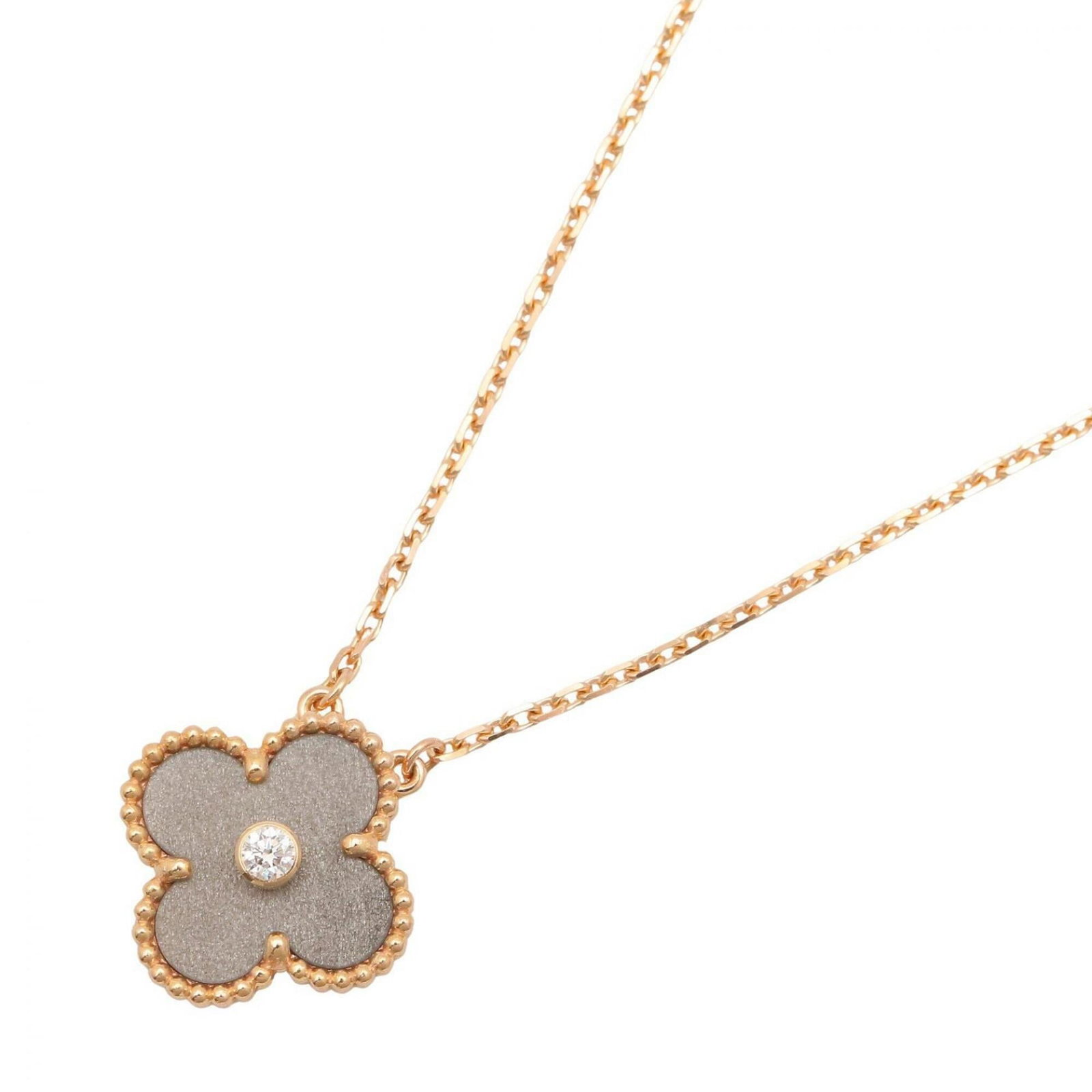 Van Cleef & Arpels Vintage Alhambra Obsidian 1Pd Necklace 18Kpg (Pink Gold) Diamond Obsidian: Van Cleef & Arpels Vintage Alhambra Obsidian 1Pd Necklace 18Kpg (Pink Gold) Diamond Obsidian Van Cleef & Arpels' Alhambra design is renowned for its intricate details and timeless elegance. This