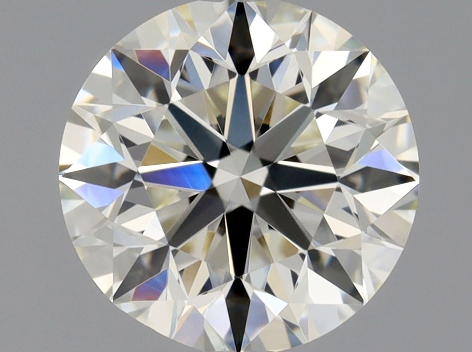 GIA Round 0.7ct K VVS1 - Loose Natural Diamond: GIA Round 0.7ct K VVS1 - Loose Natural Diamond GIA Round 0.7ct K VVS1 - Loose Natural Diamond, certified by the Gemological Institute of America (GIA) for its exceptional clarity and color grade, boas