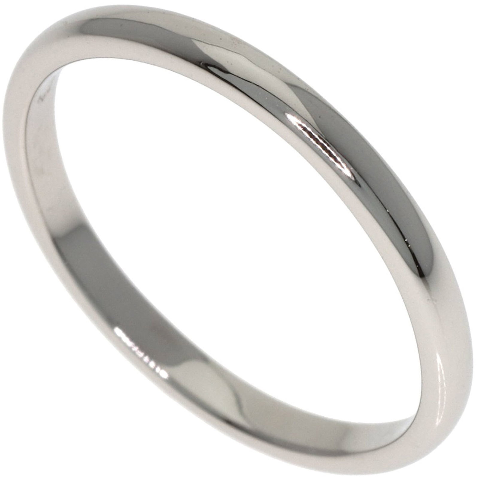 Cartier Band Ring Platinum 950: Cartier Band Ring Platinum 950 Cartier Band Ring Platinum 950, a sleek and sophisticated design, features platinum 950 material and is available in US size 6. This band ring showcases the renowned cra