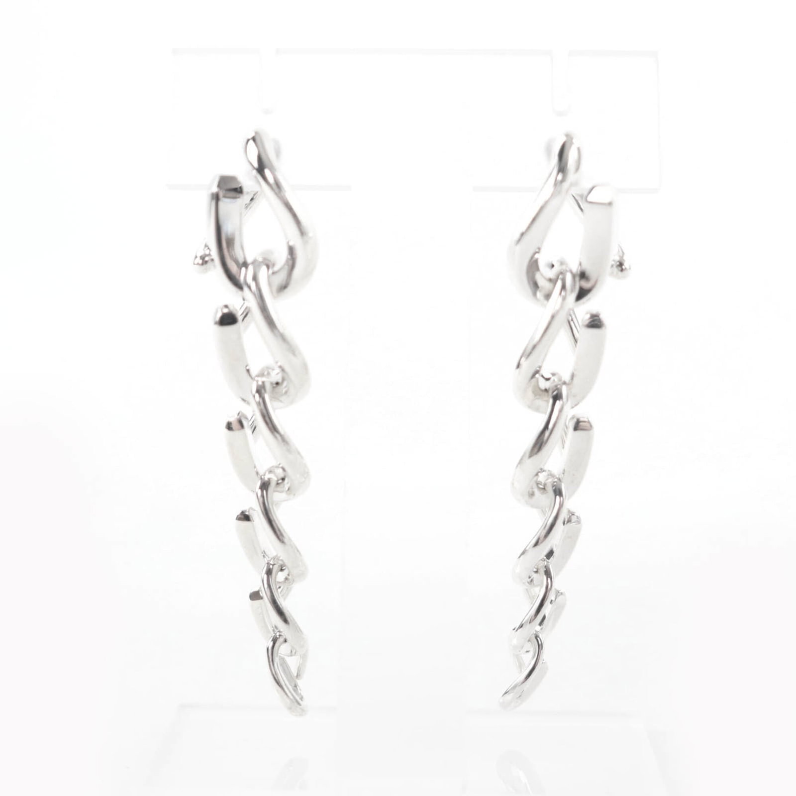 Tiffany earrings drop: Tiffany earrings drop Silver Tiffany earrings drop with a size of 55.00mm x 15.00mm and weighing 19.97g, made from sterling silver (925). The earrings feature a classic drop design. Made from high-qua