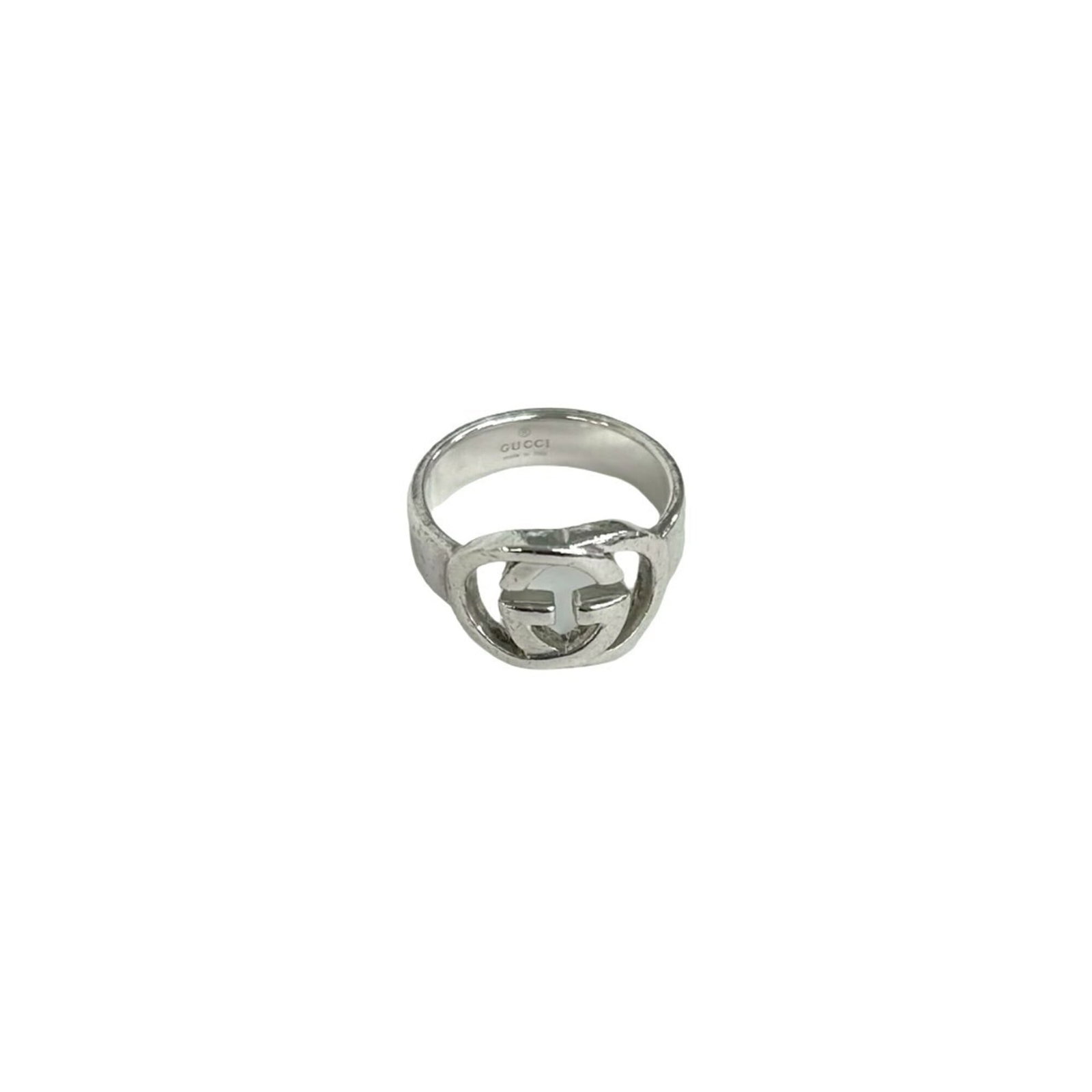 Gucci Band Ring Silver 925: Gucci Band Ring Silver 925 Silver 925 band ring from Gucci, available in US size 4.5, bearing the iconic brand's signature style. Made from high-quality silver material, this elegant ring adds a