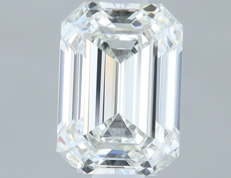 GIA Emerald 0.5ct J VVS2 - Loose Natural Diamond: GIA Emerald 0.5ct J VVS2 - Loose Natural Diamond GIA Emerald 0.5ct J VVS2 - Loose Natural Diamond, certified by the Gemological Institute of America (GIA), boasts exceptional clarity and color. The