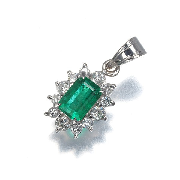 Emerald 0.50Ct Diamond 0.20Ct Classic Pendant 850 Platinum (1 of 4)