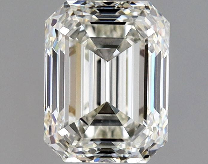 GIA Emerald 1.03ct J VVS1 - Loose Natural Diamond: GIA Emerald 1.03ct J VVS1 - Loose Natural Diamond 1.03ct GIA Emerald diamond with exceptional clarity and polish, boasting an impressive VVS1 grade and EX symmetry.Bearing the esteemed certification
