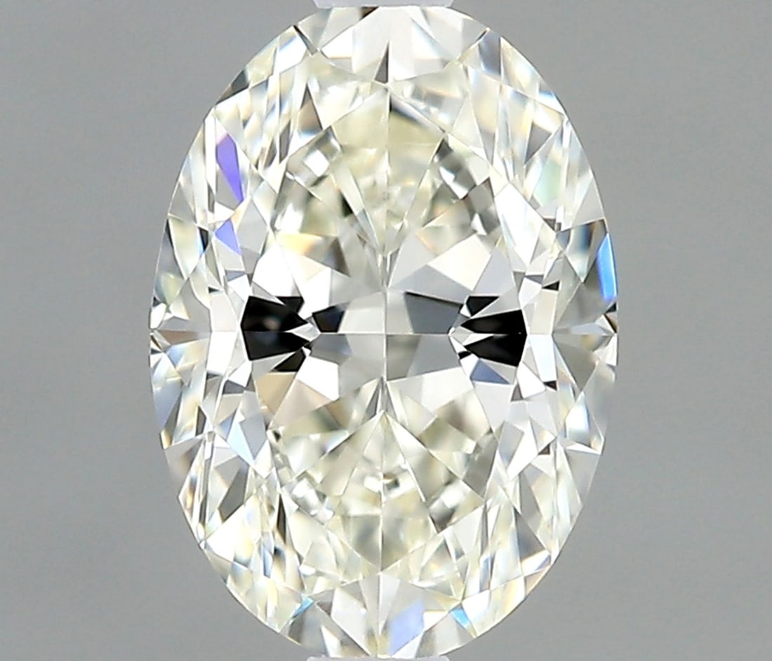 GIA Oval 0.38ct J IF - Loose Natural Diamond: GIA Oval 0.38ct J IF - Loose Natural Diamond GIA certified, this oval cut diamond boasts exceptional clarity and color, with an IF grade indicating minimal inclusions. Measuring 5.68L x 3.97W x 2.59H,