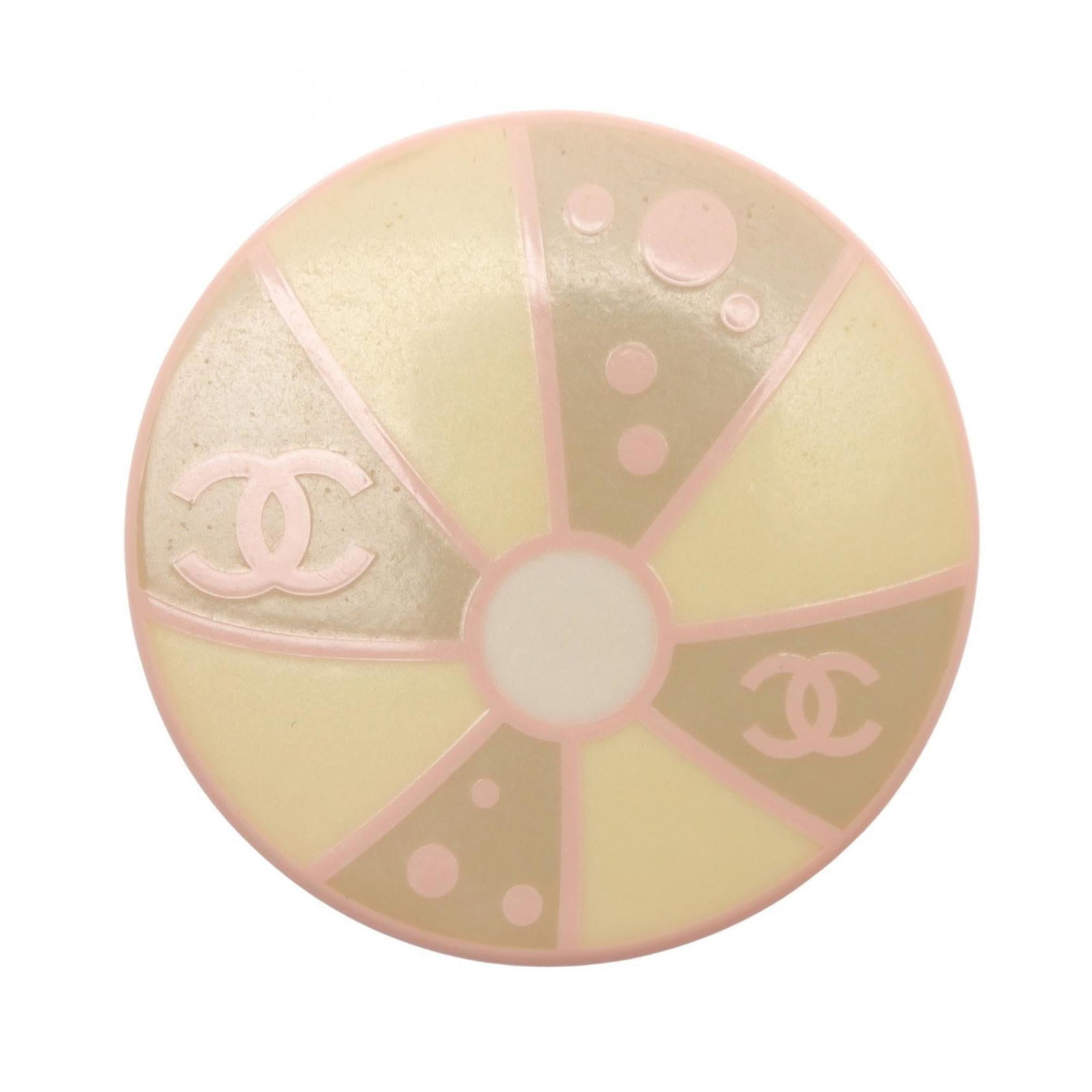 Stainless Steel Brooch Chanel: Stainless Steel Brooch Chanel Stainless steel and plastic combine in this vibrant Chanel brooch, featuring multi-color, pink, and silver hues. The compact size of 4cm x 4cm x 1.57'' makes it a stylish