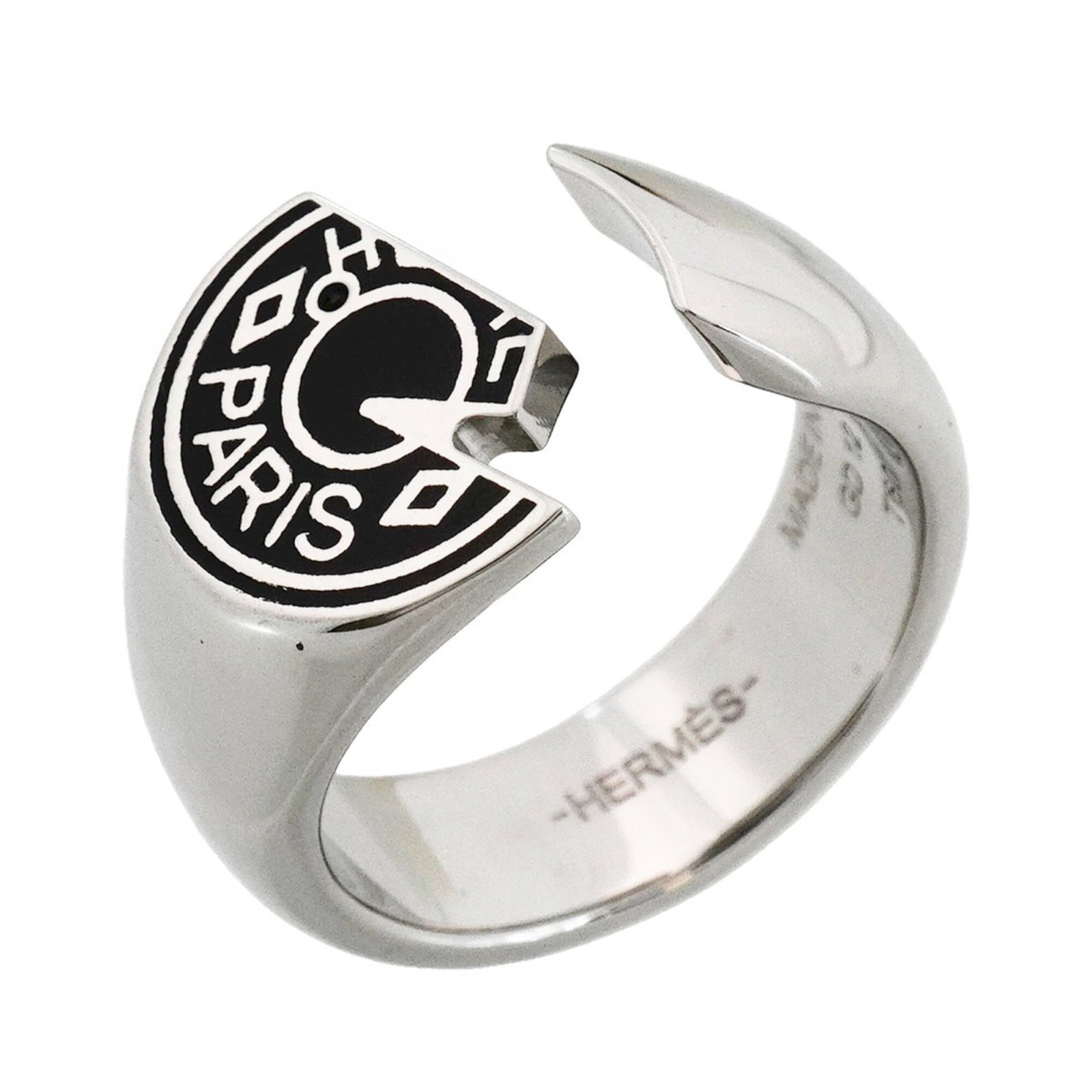 Ring metal band: Ring metal band The Hermes metal band ring features a sleek black and silver design, showcasing the brand's signature style. Made from high-quality metal, this ring boasts a classic look that