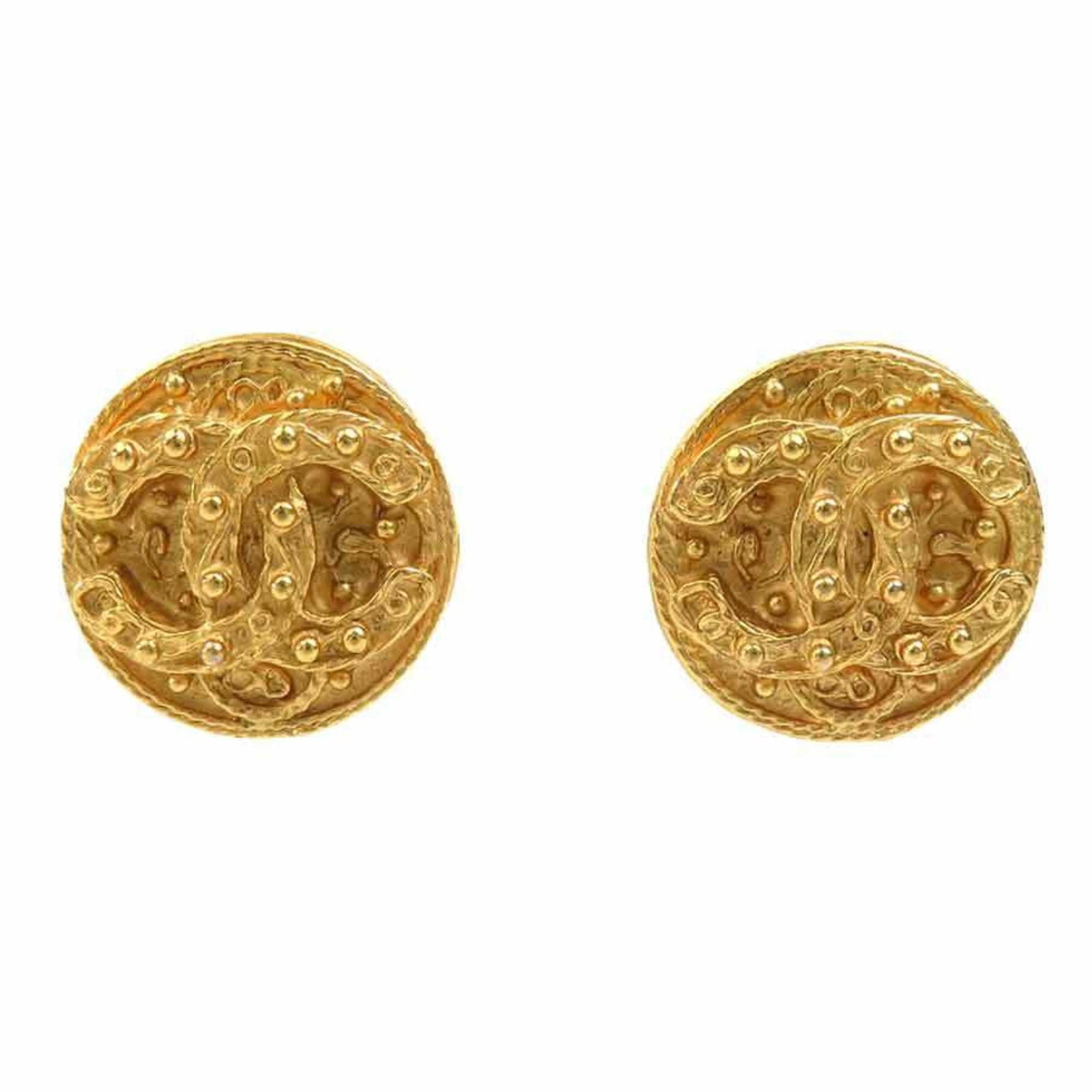 Metal clip earrings by Chanel (1 of 5)