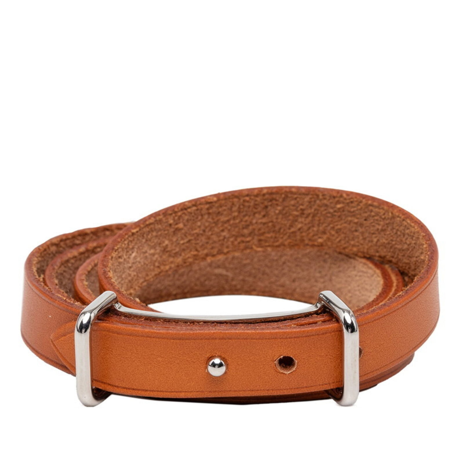 Metal leather bracelet charm Hermes: Metal leather bracelet charm Hermes Metal leather bracelet charm from Hermes features brown color and measures 20cm in length. The charm's design combines metal and leather materials, providing a uniq
