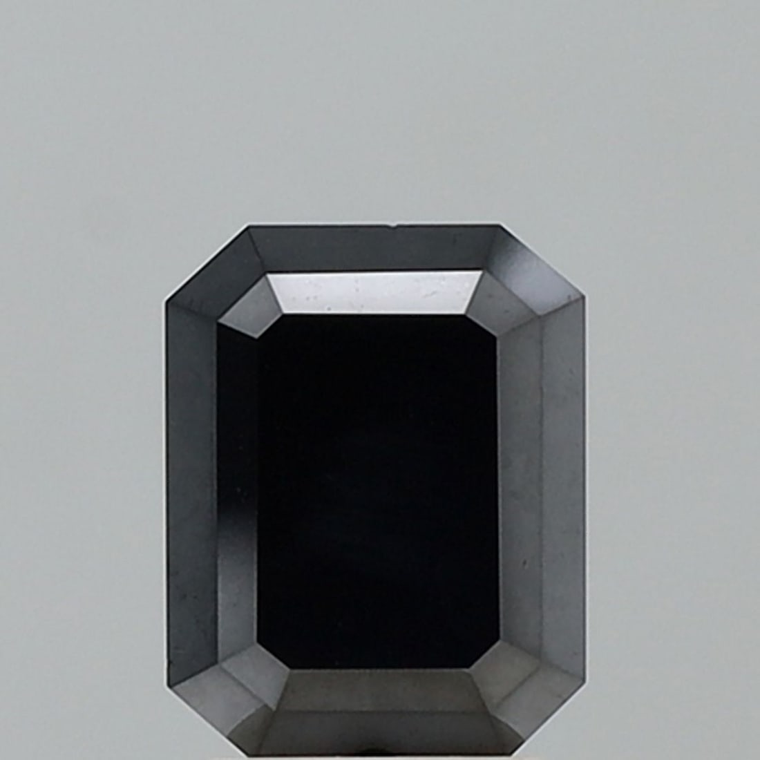 Emerald 3.1ct Black VVS1 - Loose Natural Diamond: Emerald 3.1ct Black VVS1 - Loose Natural Diamond 3.1ct Black VVS1 - Loose Natural Diamond with EX polish and symmetry, boasting exceptional clarity in its natural state. This rare black diamond featur