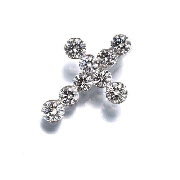 Diamond 0.40Ct Cross Pendant 18K 750 White Gold: Diamond 0.40Ct Cross Pendant 18K 750 White Gold 18k White Gold Diamond Pendant. This elegant pendant showcases a natural diamond, weighing 0.40ct, set in an 18k white gold design with a size of 13.6 x