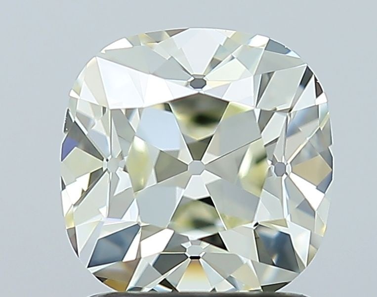 GIA Old Miner 1.5ct N VVS2 - Loose Natural Diamond: GIA Old Miner 1.5ct N VVS2 - Loose Natural Diamond GIA certified, this stunning 1.5ct natural diamond boasts exceptional clarity with its VVS2 grade and impressive cut symmetry. With a high polish lev