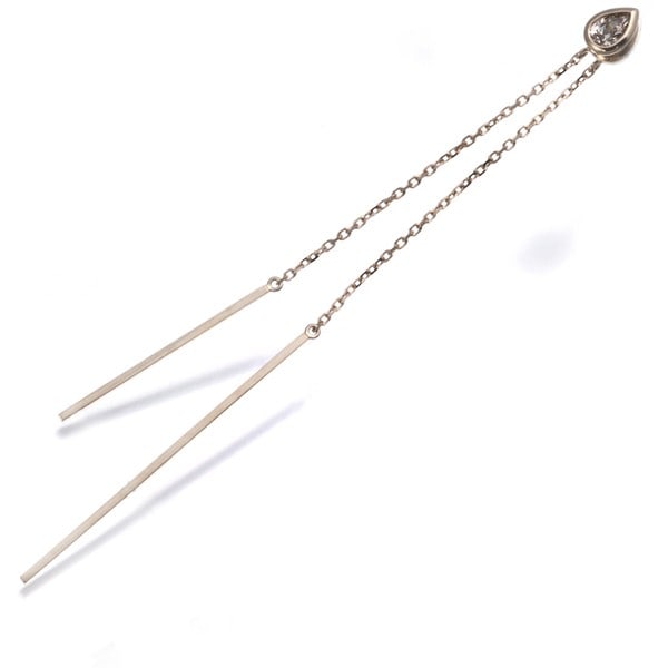 Kashikey Single Earring Brown Diamond Chain Bar Charm Drop 18K Bg: Kashikey Single Earring Brown Diamond Chain Bar Charm Drop 18K Bg 18k brown gold drops elegantly from the single earring, showcasing a natural diamond charm. The delicate chain bar design adds a touch