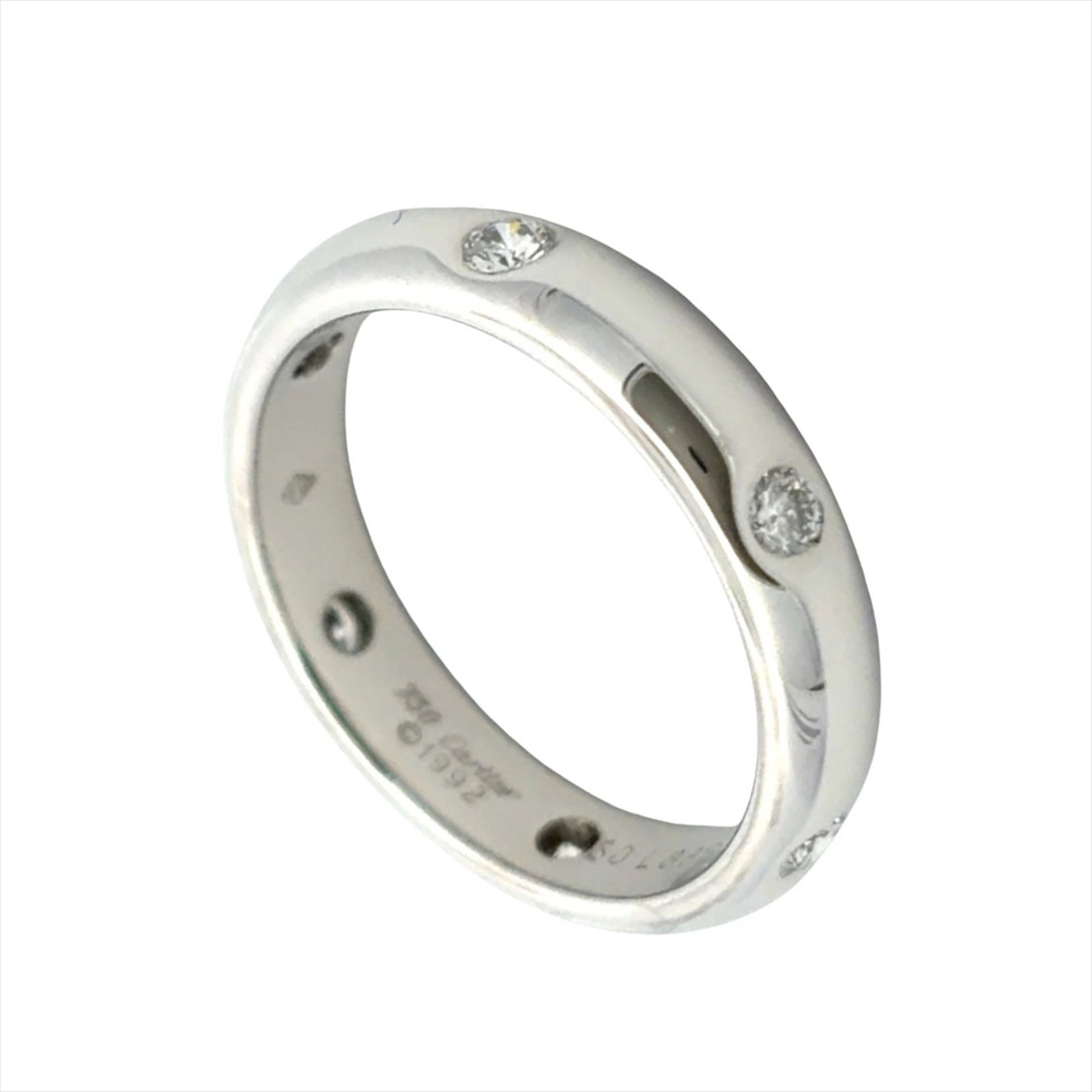 Cartier Band Ring White Gold (18K): Cartier Band Ring White Gold (18K) Cartier's iconic band ring design shines in this stunning white gold (18K) piece, crafted for women with a US size of 5.5. The elegant simplicity of the band makes i