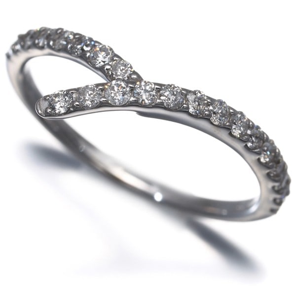 Ring 18K White Gold Diamond 0.30Ct: Ring 18K White Gold Diamond 0.30Ct 18k White Gold Diamond Ring - A Timeless Elegance. This exquisite ring showcases a stunning 0.30ct diamond set in 18k white gold, creating a beautiful and