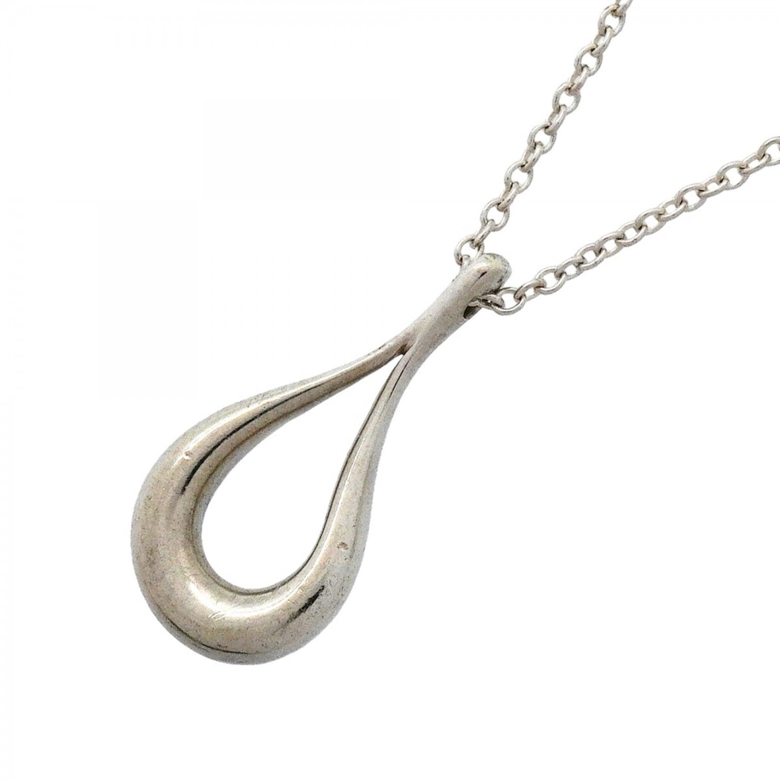 Women's Sterling Silver Teardrop Necklace by Tiffany & Co.: Women's Sterling Silver Teardrop Necklace by Tiffany & Co. Item Specifics: Brand: Tiffany Necklace Type: Necklace Gender: Women Material: Silver 925 Neck Circumference: 48.5 cm / 19.09'' Pendant Size: