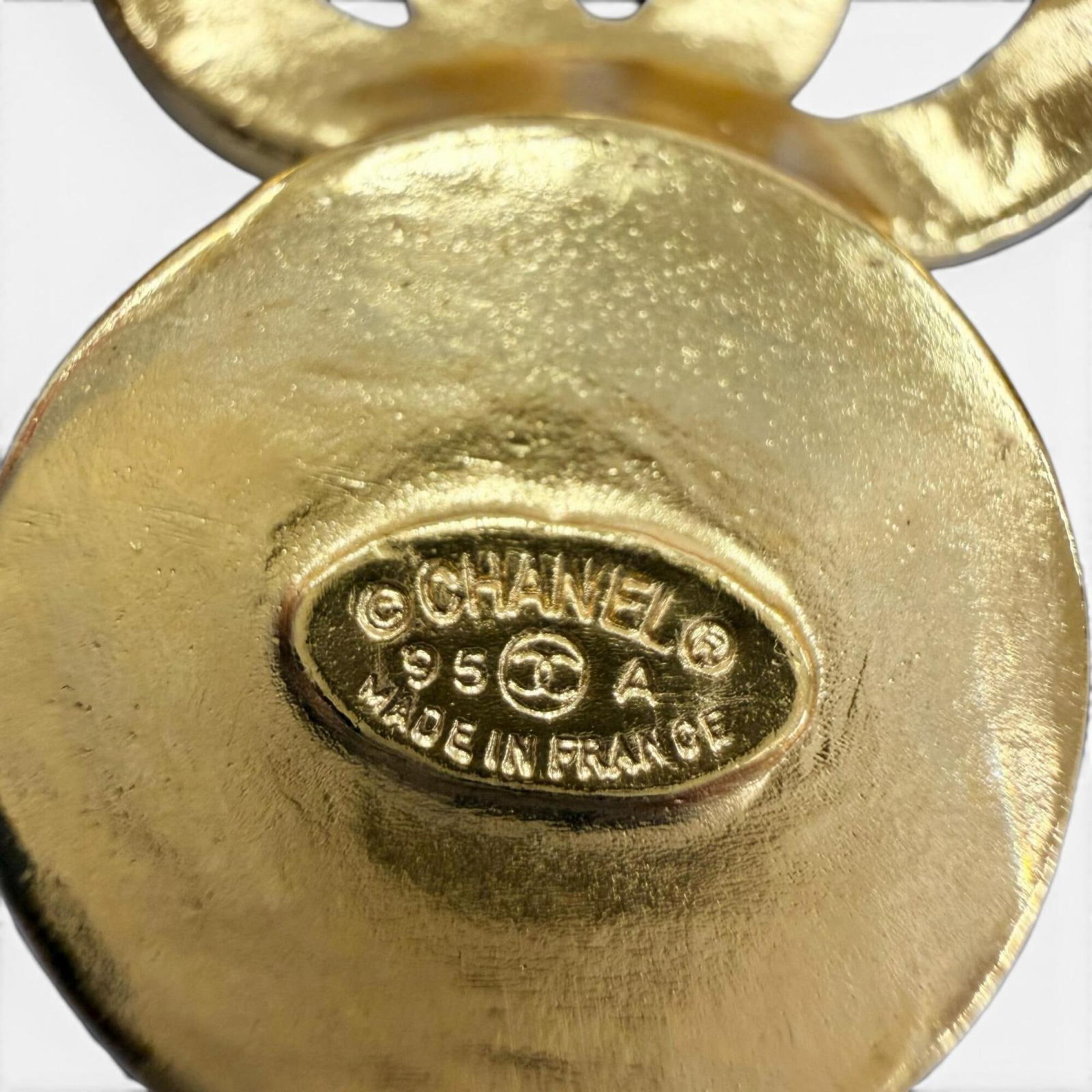 Shell brooch Chanel - 6