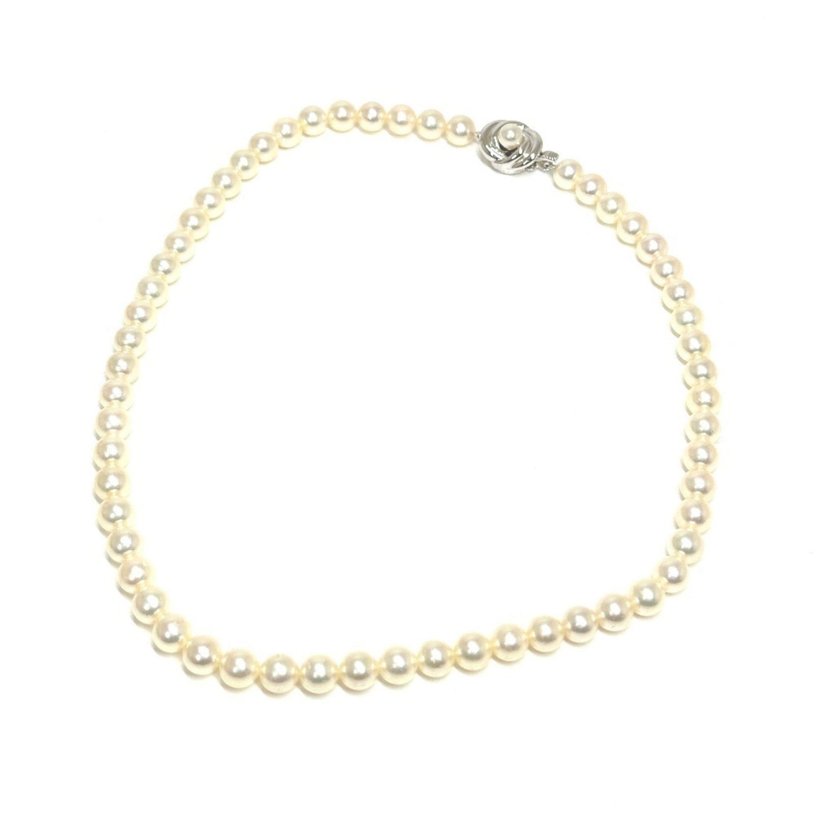Tasaki Akoya Pearl 7.0Mm 40Cm Necklace Ladies White: Tasaki Akoya Pearl 7.0Mm 40Cm Necklace Ladies White Tasaki Akoya Pearl 7.0Mm 40Cm Necklace Ladies White boasts a stunning white pearl pendant, carefully crafted to perfection with a diameter of 7mm an