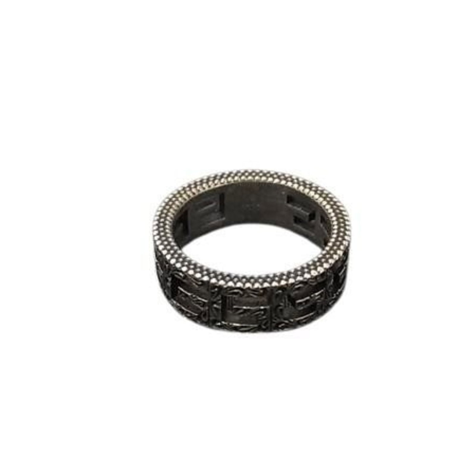 Gucci Band Ring Silver 925: Gucci Band Ring Silver 925 Silver band ring from Gucci, made in Italy with a US size 5. This piece features a sleek silver design crafted from 925 sterling silver. Item Specifics: Brand: Gucci Country