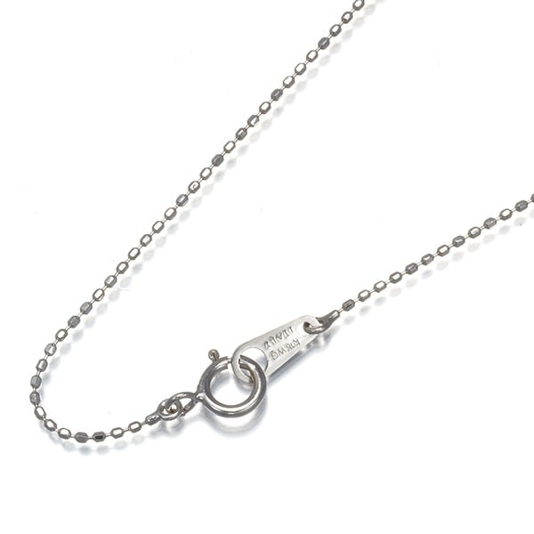 Cut Ball Bead Chain Necklace 39Cm 18K 750 White Gold: Cut Ball Bead Chain Necklace 39Cm 18K 750 White Gold 18k White Gold Chain Necklace with Elegant Design, Measuring 39cm in Length. This beautiful chain necklace features a sturdy 18K white gold constru