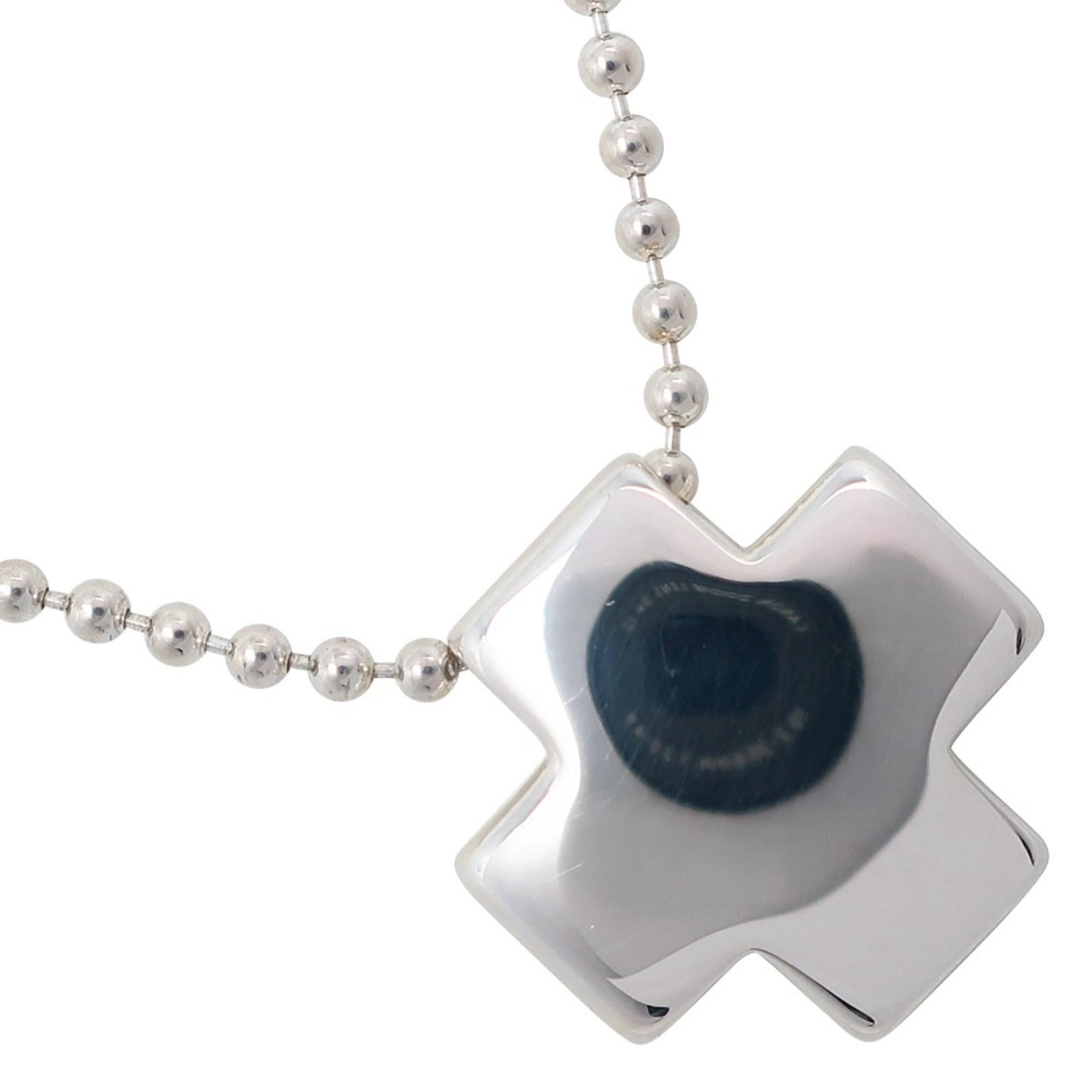 Tiffany & Co. Roman Cross Necklace Ball Chain 925 Sterling Silver Approximately 13.6G Women'S: Tiffany & Co. Roman Cross Necklace Ball Chain 925 Sterling Silver Approximately 13.6G Women'S Tiffany & Co.'s Roman Cross Necklace in sterling silver is a timeless piece, featuring a 17mm x 17mm ball 