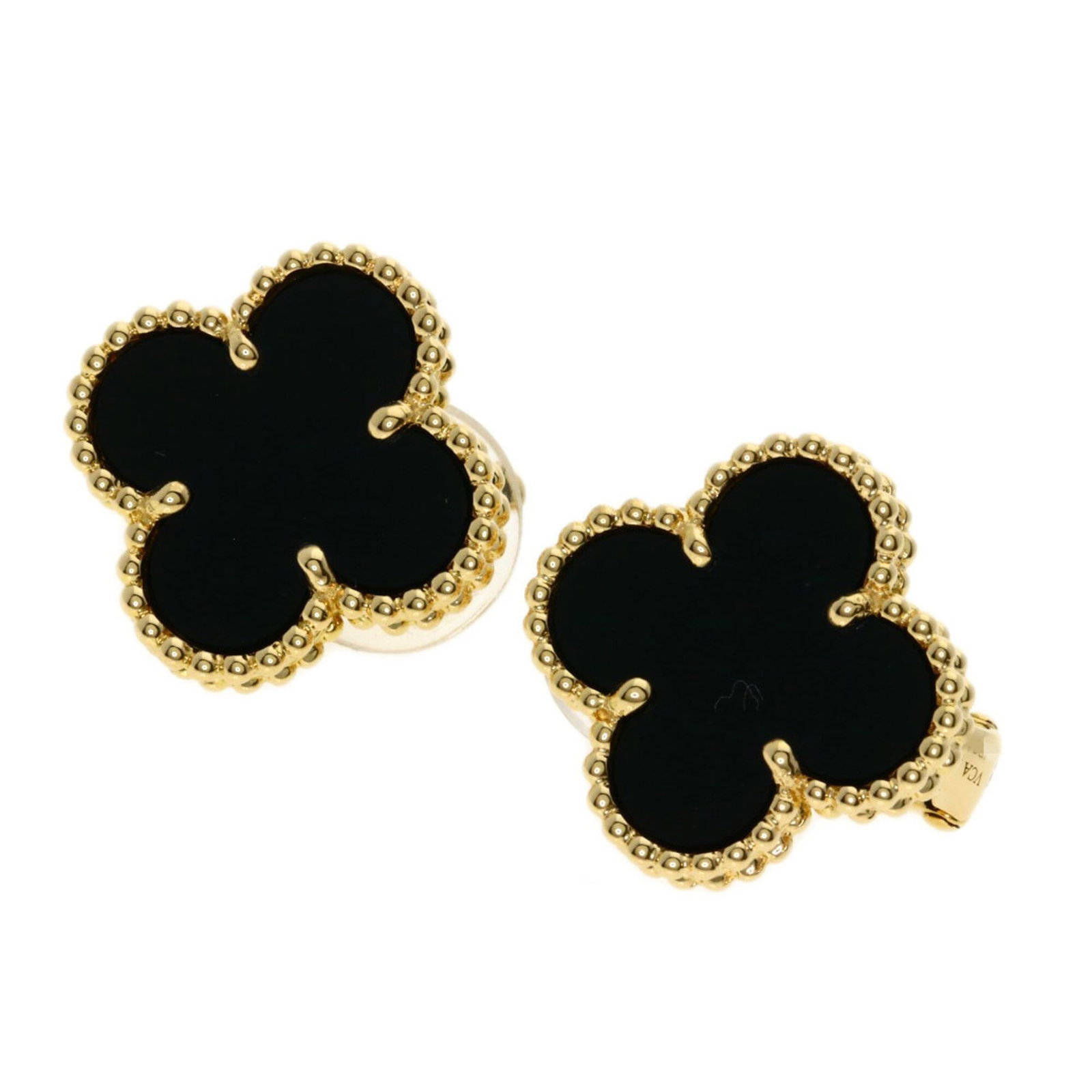 Clip Earrings Yellow Gold 18K Van Cleef Arpels: Clip Earrings Yellow Gold 18K Van Cleef Arpels Yellow gold (18K) clip earrings from Van Cleef & Arpels, featuring onyx stones. The intricate design showcases the beauty of yellow gold and the subtle e