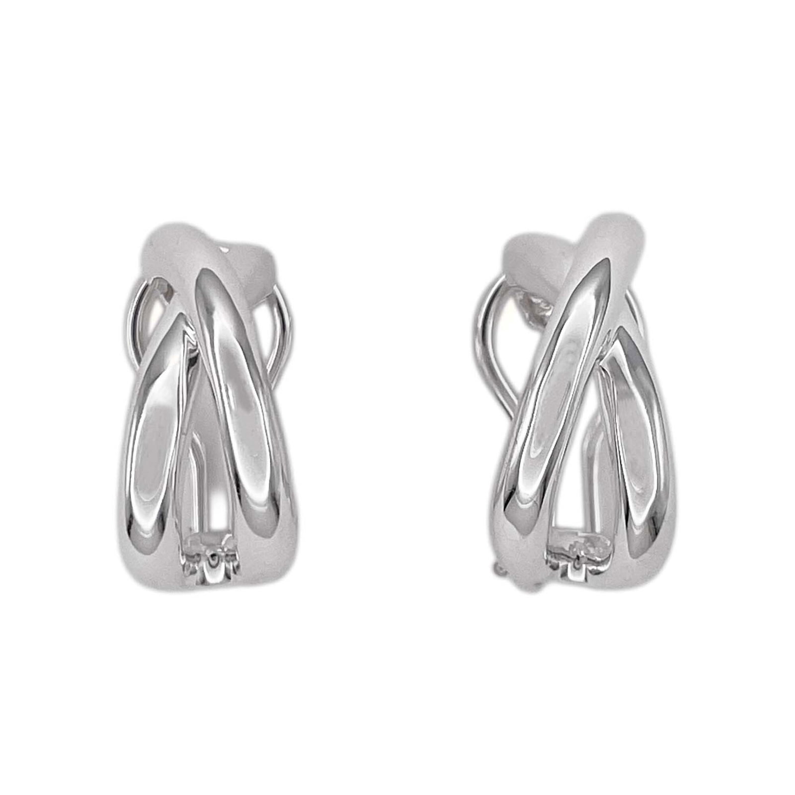 Silver 925 Tiffany Clip Earrings: Silver 925 Tiffany Clip Earrings Silver 925 Tiffany Clip Earrings are crafted from high-quality silver, measuring 16.00mm x 0.63'' in size. These elegant clip earrings showcase a sleek design with a s