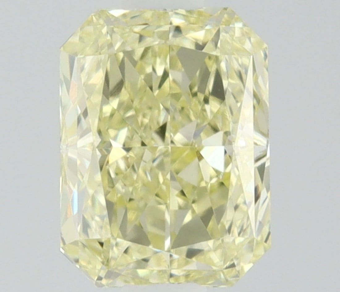 Radiant 0.36ct Fancy Light Yellow VVS2 - Loose Natural Diamond: Radiant 0.36ct Fancy Light Yellow VVS2 - Loose Natural Diamond 0.36ct Fancy Light Yellow VVS2 - Loose Natural Diamond. This radiant diamond boasts exceptional clarity and color, with its fancy light y