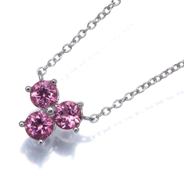 Pink Tourmaline Necklace 750 18K White Gold Tiffany Aria Co.: Pink Tourmaline Necklace 750 18K White Gold Tiffany Aria Co. Pink Tourmaline Necklace in 18K White Gold by Tiffany & Co. Features a natural pink tourmaline pendant suspended from a 40cm white gold cha