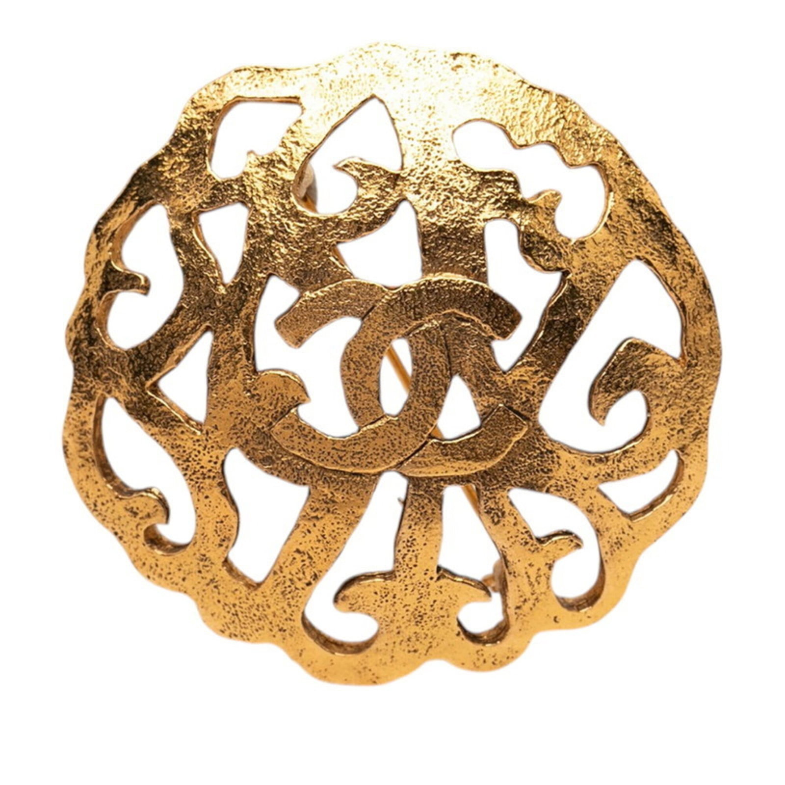 Chanel Brooch: Chanel Brooch Gold Chanel brooch with dimensions 4.71cm x 4.71cm / 1.85'' x 1.85''. This piece bears a signature and features the iconic Chanel brand, showcasing its elegant design. The gold finish ad