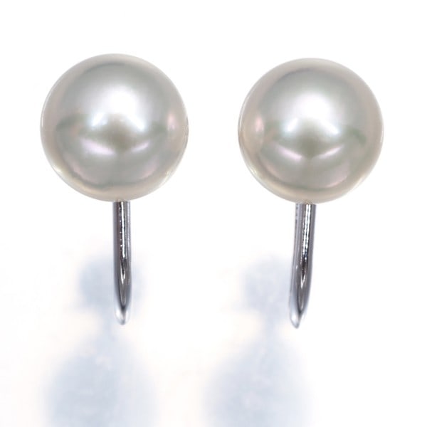 Mikimoto Earrings Akoya Pearl 8.2Mm Solitaire 18K 750 White Gold: Mikimoto Earrings Akoya Pearl 8.2Mm Solitaire 18K 750 White Gold 18K white gold earrings showcase an impressive 8.2mm Akoya pearl, expertly crafted to highlight its luster and beauty. Made from high-q