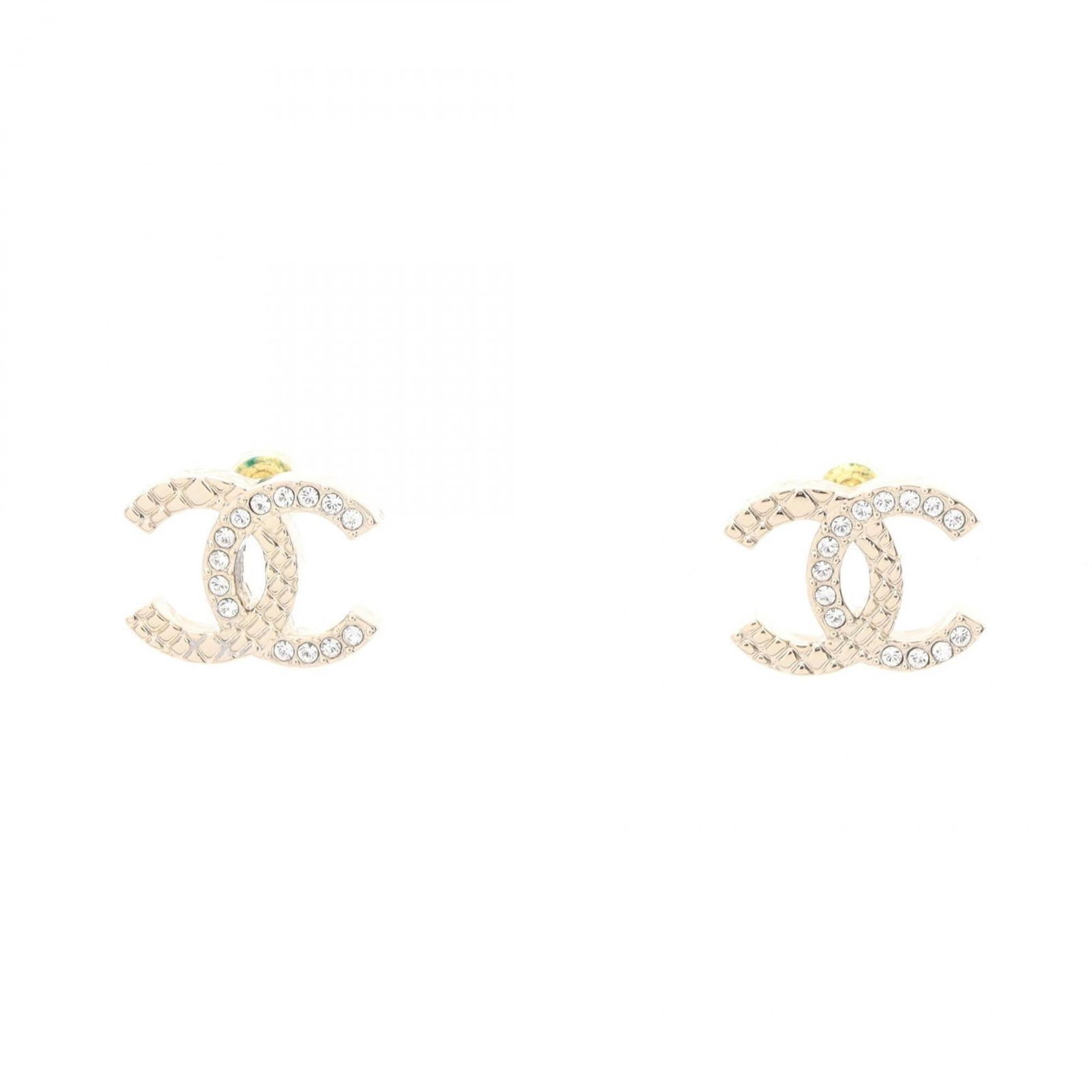 Chanel Stud Earrings Gold Plating Rhinestone: Chanel Stud Earrings Gold Plating Rhinestone Gold plating and rhinestones add a touch of luxury to these Chanel stud earrings, available in gold. The earrings measure 12.00mm x 16.00mm / 0.47'' x 0.63