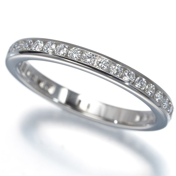 Tiffany&Co. Ring Diamond Wedding Band Channel Set Us5.25-5.5 950 Platinum: Tiffany&Co. Ring Diamond Wedding Band Channel Set Us5.25-5.5 950 Platinum Tiffany & Co.'s channel-set diamond wedding band showcases the elegance of platinum craftsmanship. This 950-platinum ring feat