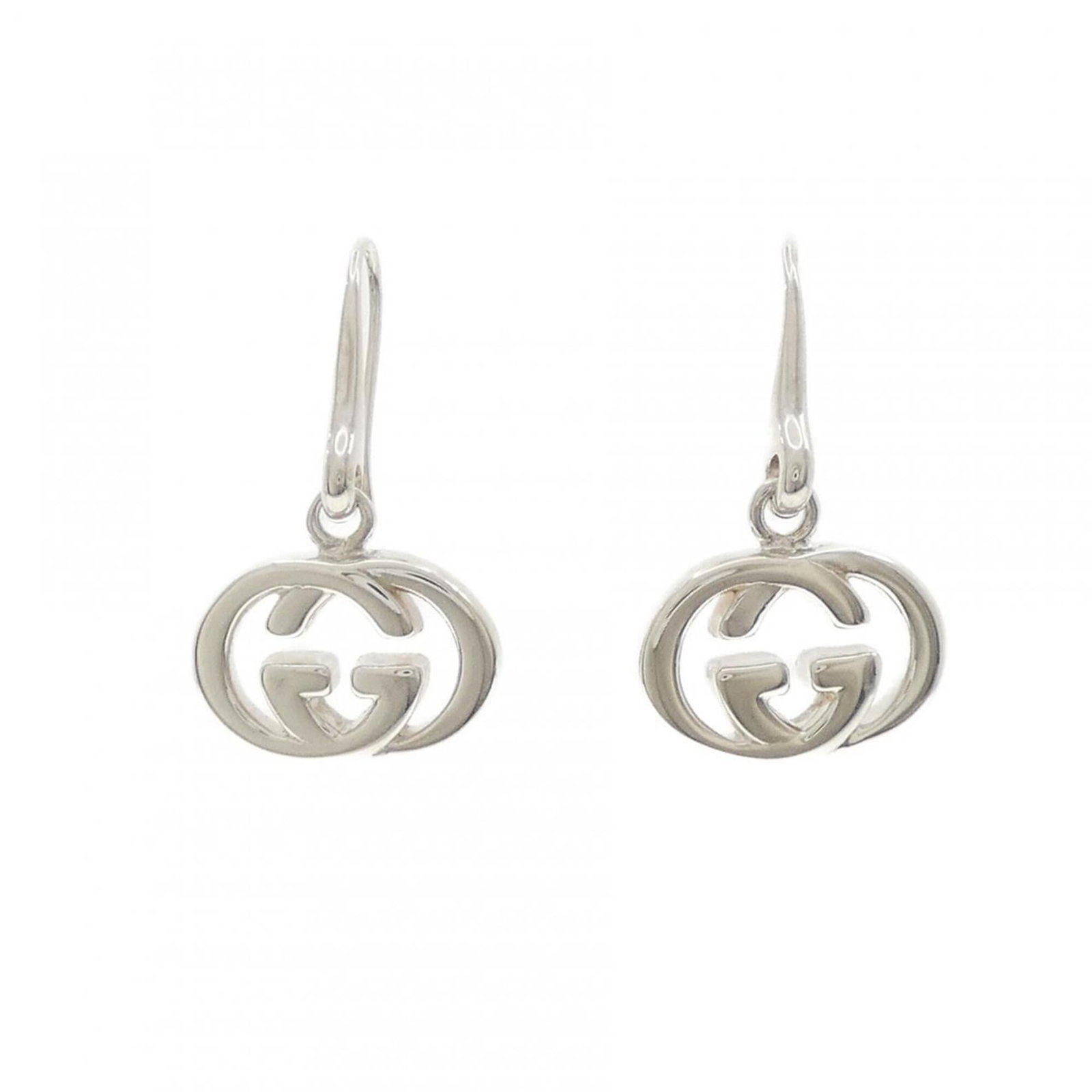 Silver stud earrings Gucci 925: Silver stud earrings Gucci 925 Silver stud earrings from Gucci, made with high-quality silver 925 material. These sleek and modern earrings feature a striking silver color and precise dimensions of