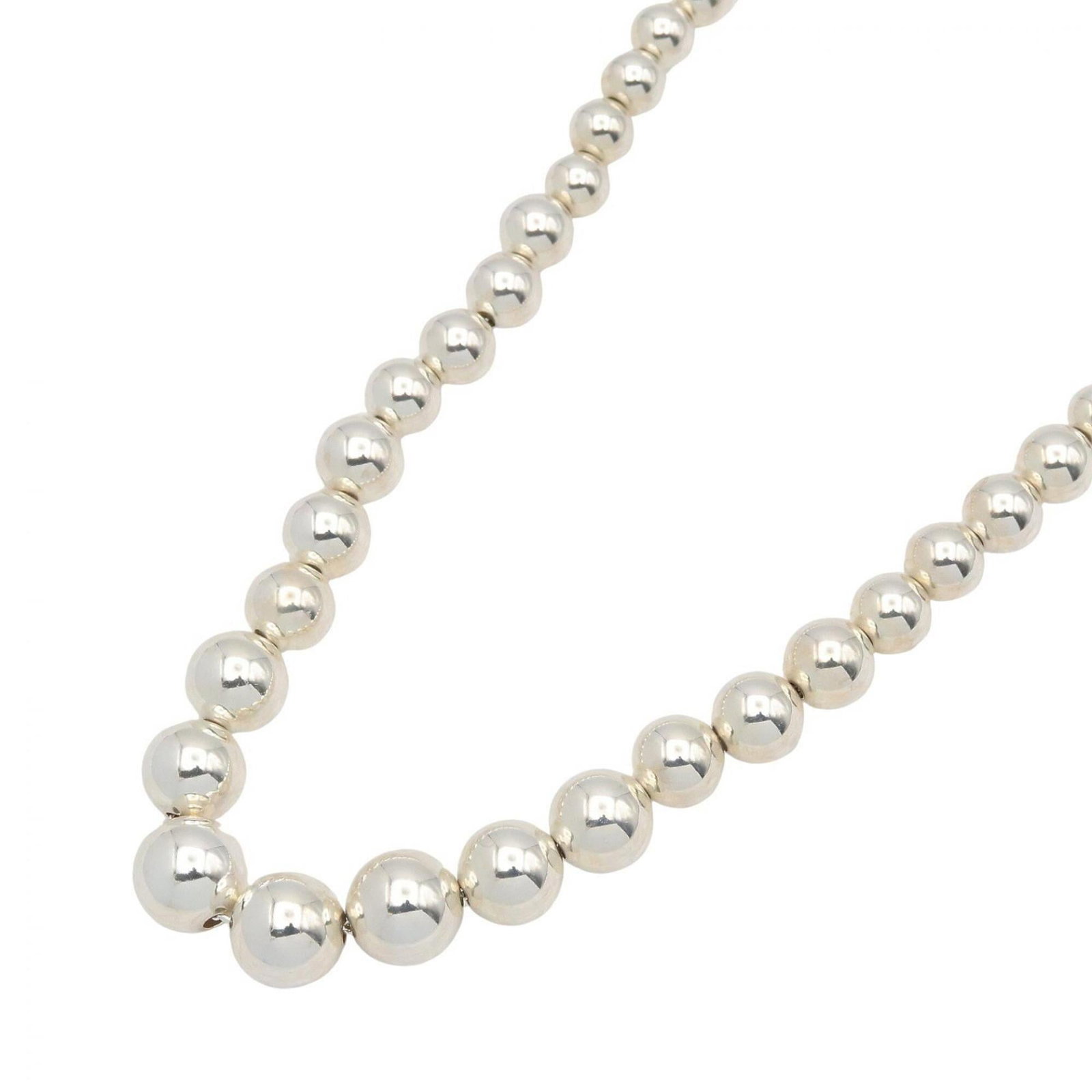 Tiffany & Co. Hardware Ball Necklace Sterling Silver 925 Tone For Men And Women: Tiffany & Co. Hardware Ball Necklace Sterling Silver 925 Tone For Men And Women Sterling silver hardware ball necklace with a tone finish, available in both men's and women's sizes. This elegant piece