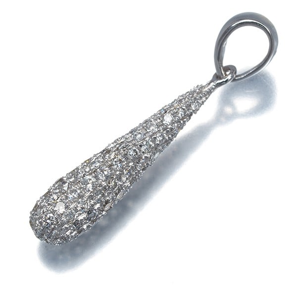 Diamond 0.543Ct Paved Teardrop Pendant 18K 750 White Gold: Diamond 0.543Ct Paved Teardrop Pendant 18K 750 White Gold The 0.543ct diamond pave teardrop pendant in 18k white gold is a stunning piece featuring a total of 25 high-quality diamonds, totaling 0.543c