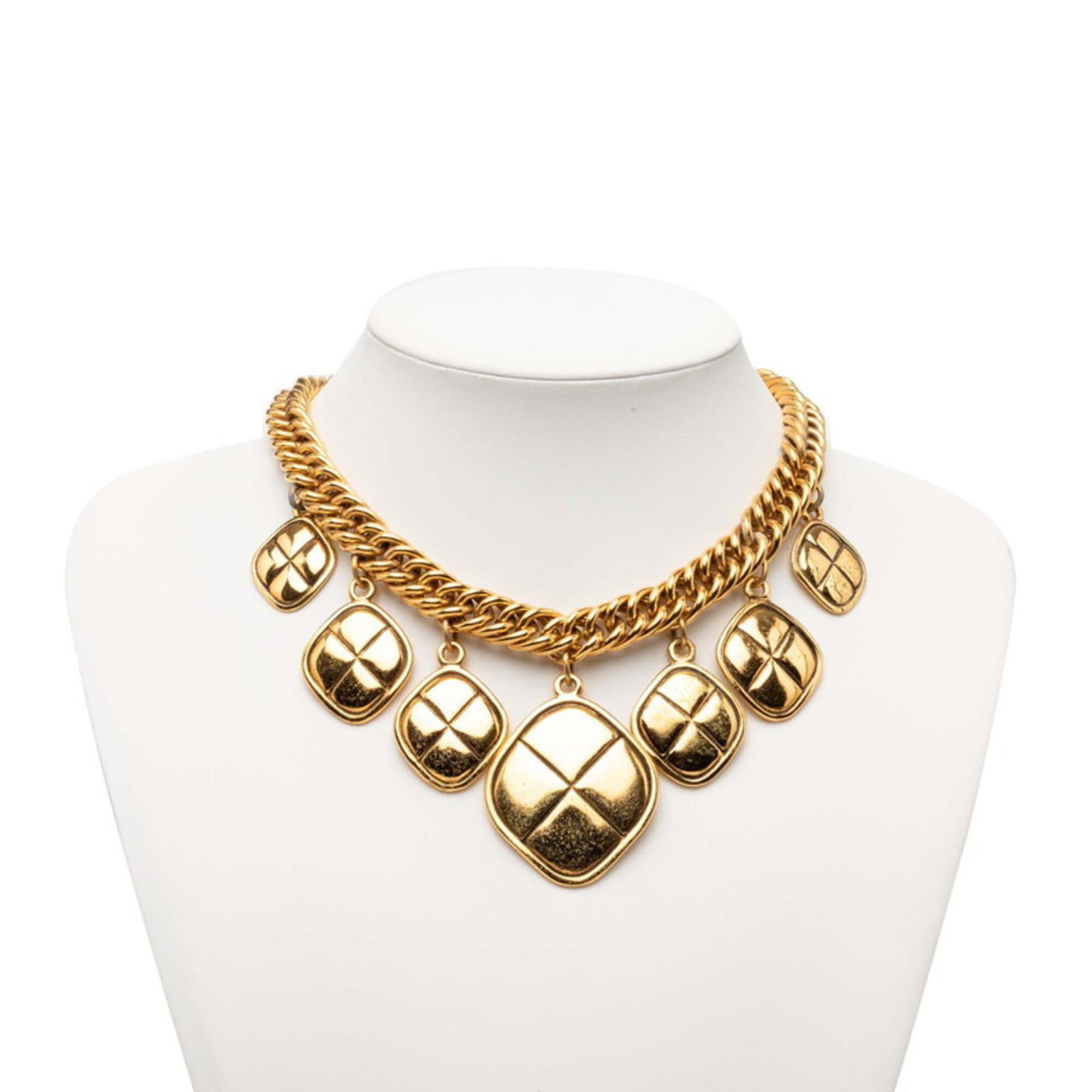 Women's gold plated vintage necklace matelass Chanel. (1 of 6)
