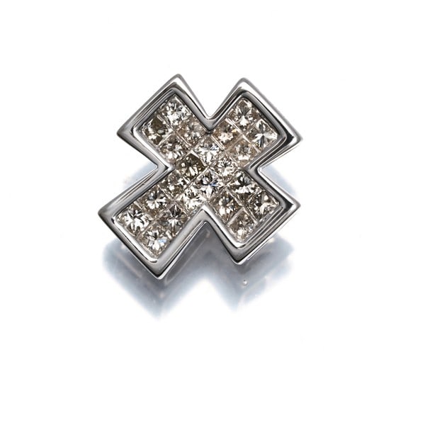 Brown Diamond Cross Light Pendant Gold 750 White Les: Brown Diamond Cross Light Pendant Gold 750 White Les 18k White Gold Pendant Features a Natural Brown Diamond, Crafted with Attention to Detail. The 12.3 x 11.0mm Design Size Pendant Weighs 1.4g and Bo