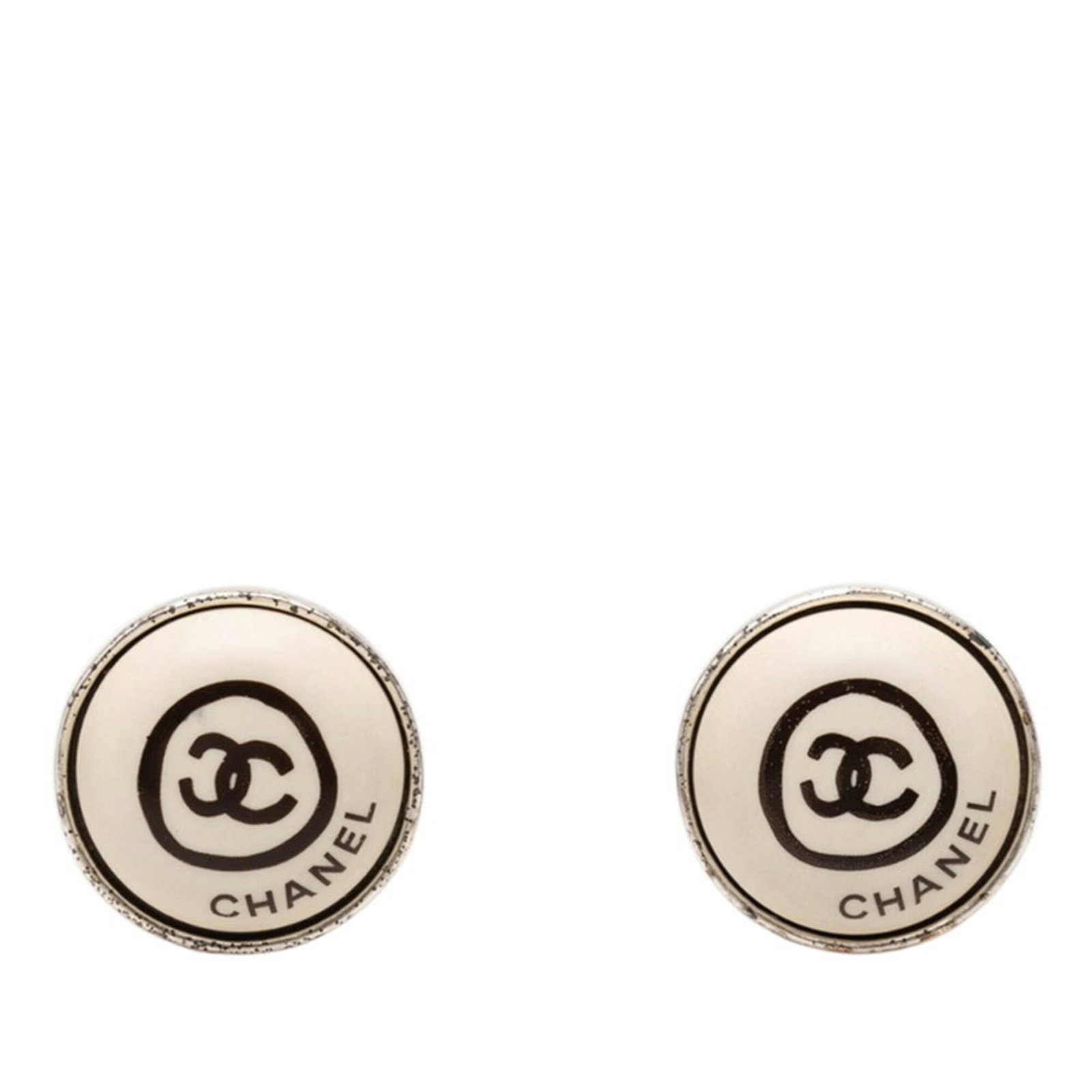 Metal clip earrings by Chanel: Metal clip earrings by Chanel Silver and white metal clip earrings by renowned luxury brand Chanel. These sleek, minimalist designs are crafted from high-quality metal with precise dimensions of 19.40