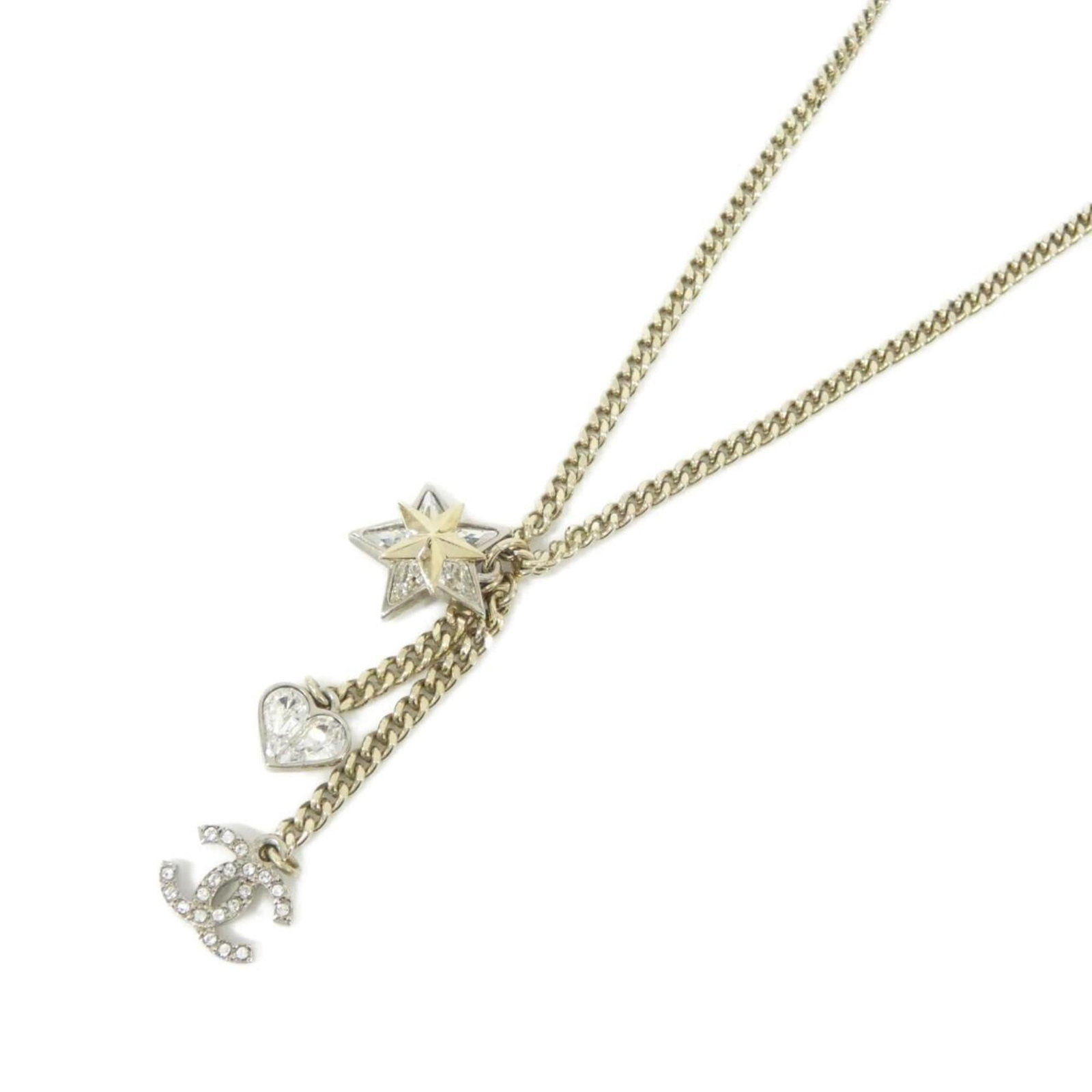 Chanel Aba885 Necklace: Chanel Aba885 Necklace The Chanel Aba885 Necklace boasts a sleek, clear design with a touch of gold elegance. Measuring 60mm x 20mm, the pendant is perfectly proportioned to complement various necklin