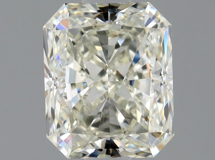 GIA Radiant 1.01ct K VVS2 - Loose Natural Diamond: GIA Radiant 1.01ct K VVS2 - Loose Natural Diamond GIA-certified, this stunning 1.01ct K VVS2 diamond boasts exceptional clarity and cut quality, with a vibrant color that shines through its EX polish