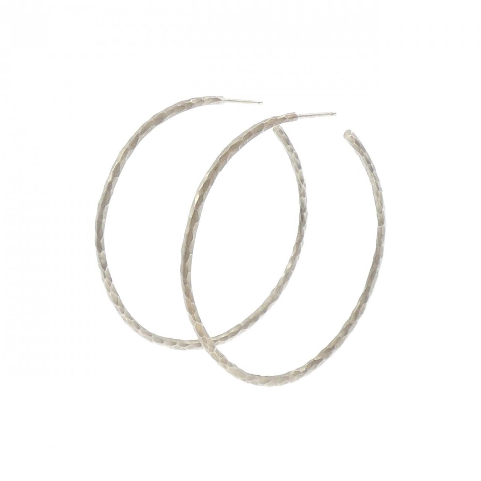 Hoop earrings silver 925 by Tiffany: Hoop earrings silver 925 by Tiffany Silver 925 hoop earrings from Tiffany, featuring a sleek and modern design with a subtle width of 1.70mm and a diameter of 48.30mm. Made from high-quality sterling 