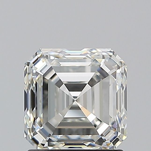 GIA Square Emerald 1.3ct H VVS1 - Loose Natural Diamond: GIA Square Emerald 1.3ct H VVS1 - Loose Natural Diamond GIA Square Emerald 1.3ct H VVS1 - Loose Natural DiamondThe GIA certified 1.3ct emerald-cut diamond boasts exceptional clarity with a VVS1 grade,