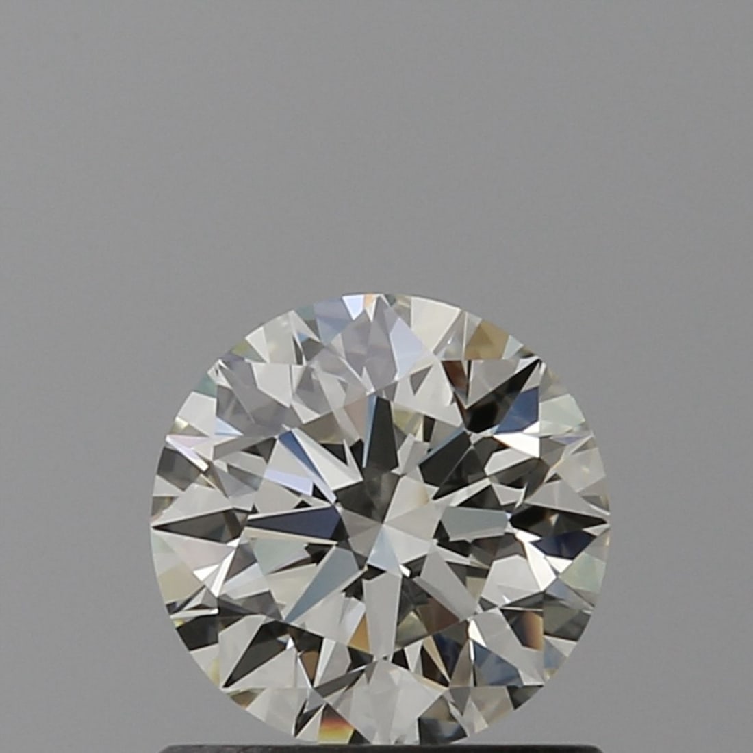 GIA Round 0.7ct K VVS1 - Loose Natural Diamond: GIA Round 0.7ct K VVS1 - Loose Natural Diamond GIA Round 0.7ct K VVS1 - Loose Natural Diamond, certified by the Gemological Institute of America (GIA) with a high level of clarity and exceptional cut